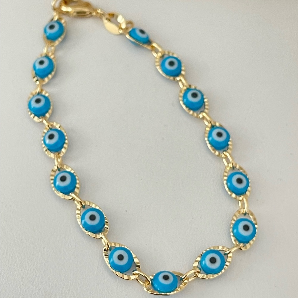 18k Gold Filled Evil Eye 🧿 Bracelet - Picture 2 of 5